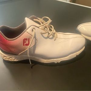 Boys footjoy golf shoes, size 4 men’s